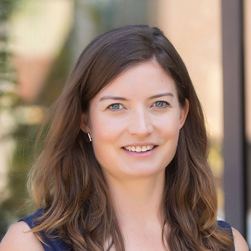 Alexandra Jones Headshot