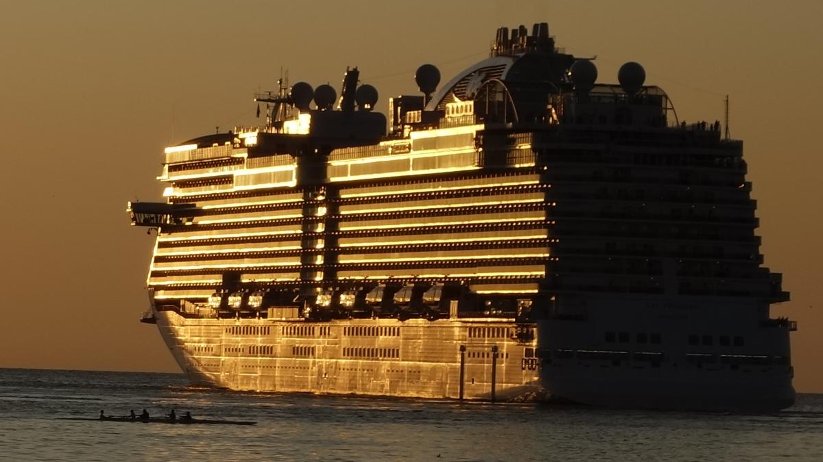 photo of a cruise ship